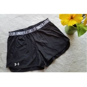 Womens Under Armour Black Shorts (oc1)